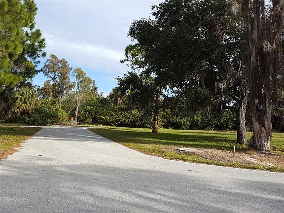 4th image of 10 Barracuda Dr