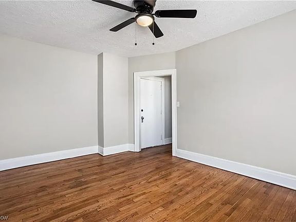 4th image of 3495 W 98th St APT 5
