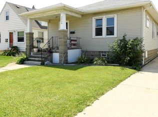 2706 22nd Ave, Kenosha, WI 53140