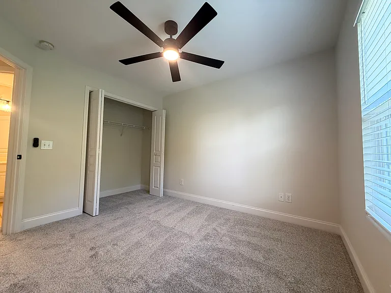 521 E Perkins Creek Rd — Photo 10