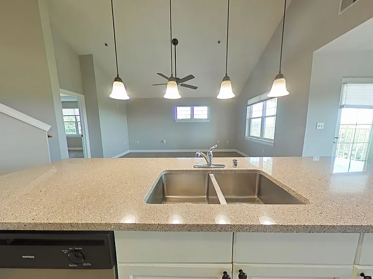 Delafield Lakes Apartments — Photo 88