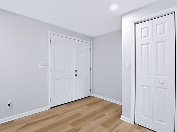 5th image of 441 Ash Dr