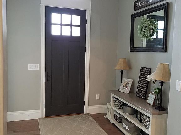 4th image of 2431 Foxtail Ln