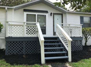 535 Cypress Ave, Murrells Inlet, SC 29576