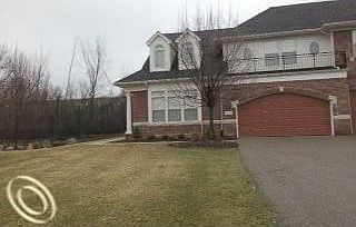 1st image of 7217 Gateway Dr #1