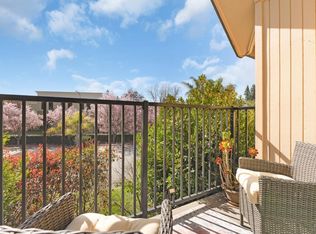 200 Foss Creek Cir APT B, Healdsburg, CA 95448