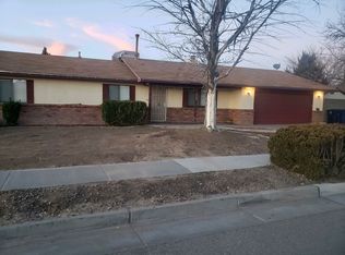 5009 Sooner Trl NW, Albuquerque, NM 87120