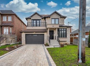 31 Regina Ave, Toronto, ON M6A1R4