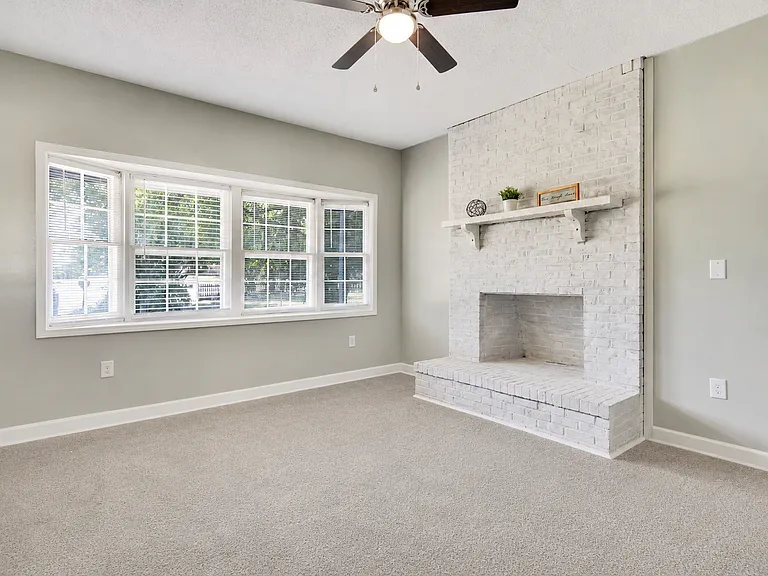 2796 Cone Cir — Photo 3