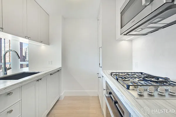 Rented by Halstead Real Estate | media 3