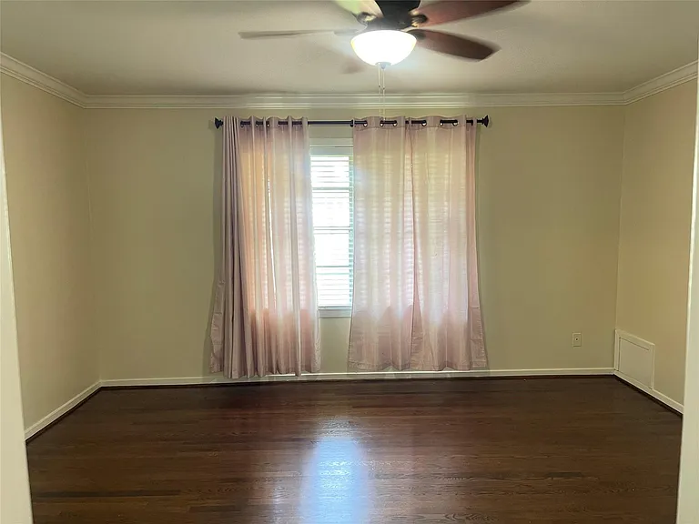 9602 Val Verde St — Photo 25