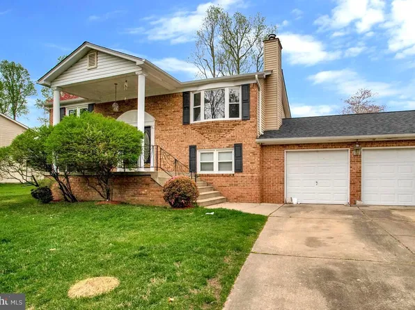 9201 Linhurst Dr, Clinton, MD 20735