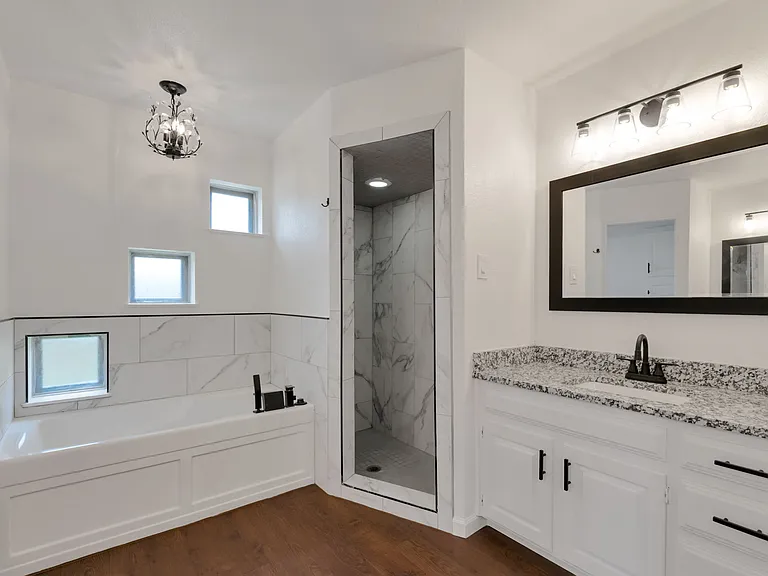 2127 Tanglewood Dr #D — Photo 9