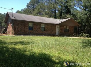 746 White Pond Rd, Leesburg, GA 31763