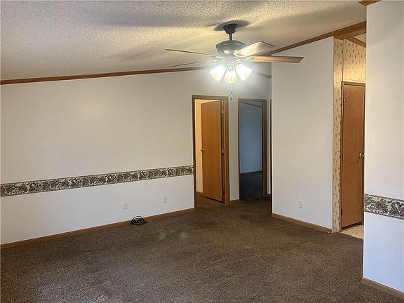 5th image of 903 Union St