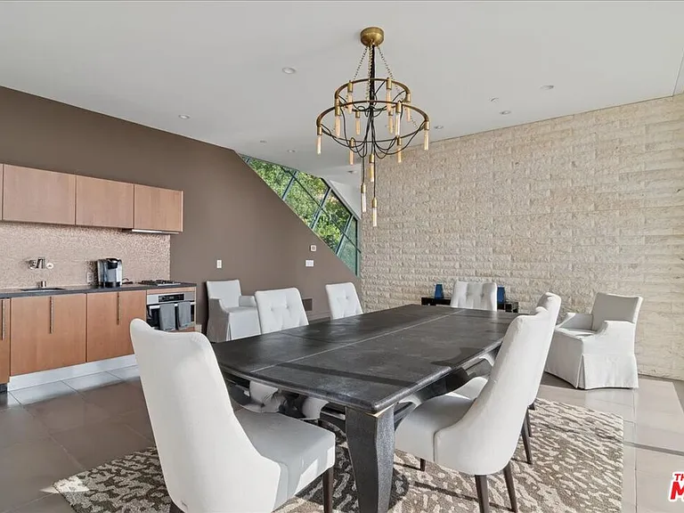 1232 Sunset Plaza Dr — Photo 42
