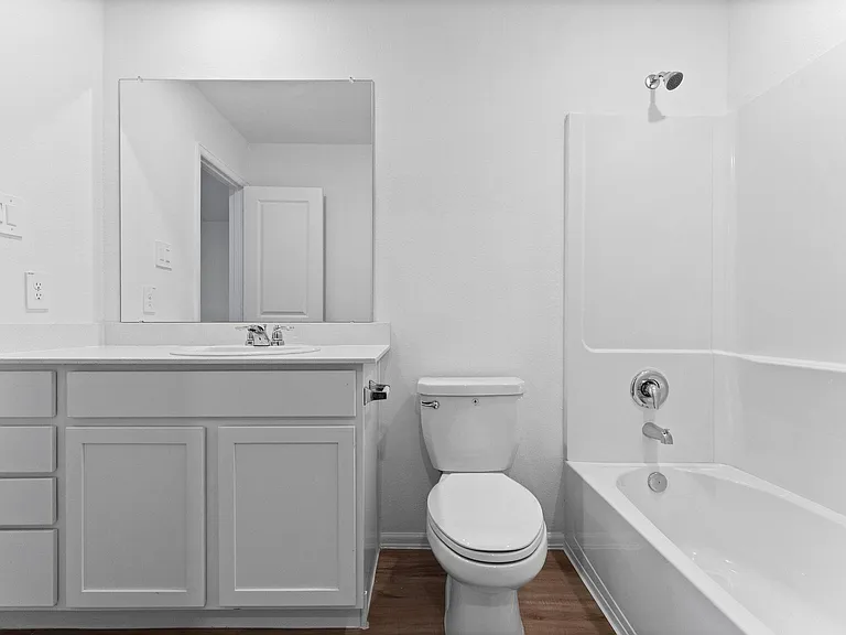 318 Harbor Bend Ct — Photo 35