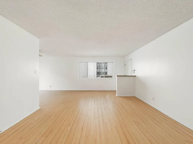 11861 Texas Ave #6 — Photo 12