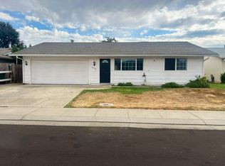 14334 E Prospect Pl, Lockeford, CA