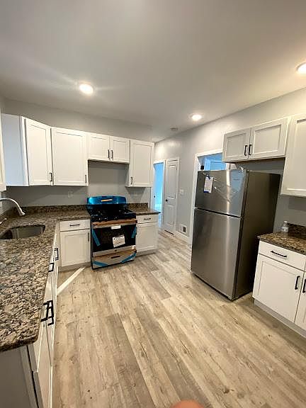 1st image of 100 Columbia Ave Floor 2