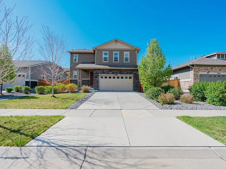 25062 E Cedar Pl — Photo 2