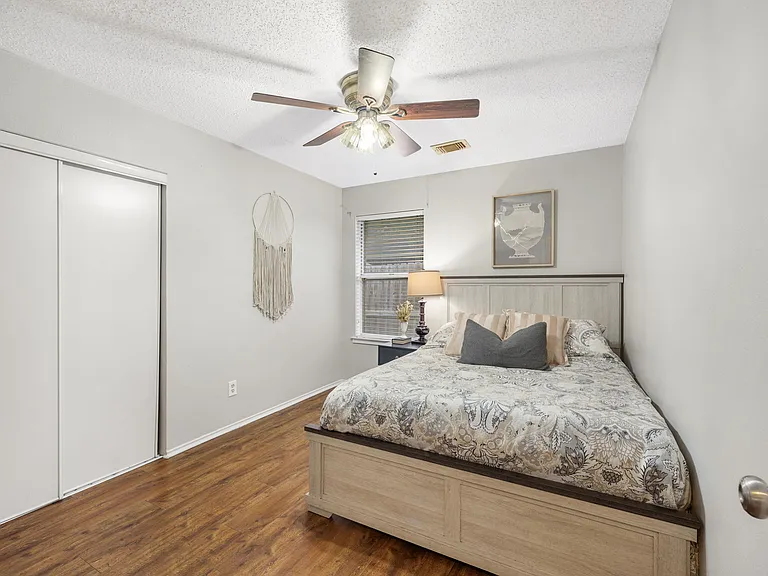 4143 Norway Ln — Photo 14