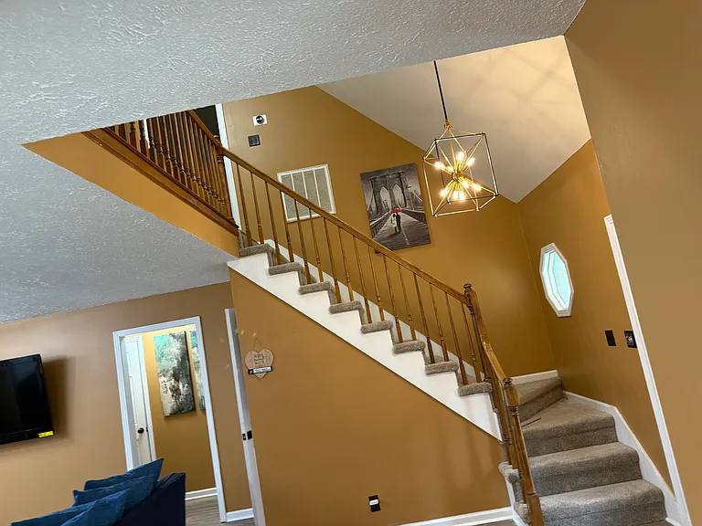 1028 Foxmoor Dr — Photo 12