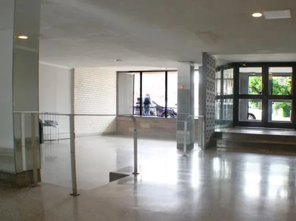 2330 Voorhies Avenue image 1 of 10