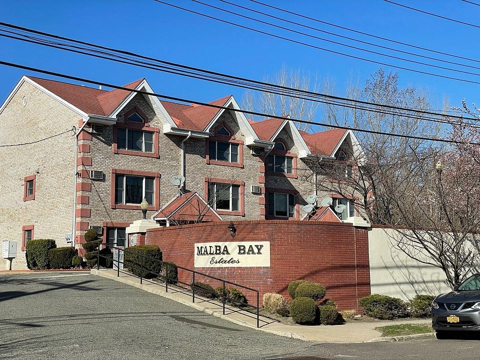 13105 11th Ave, College Pt, NY 11356 Zillow