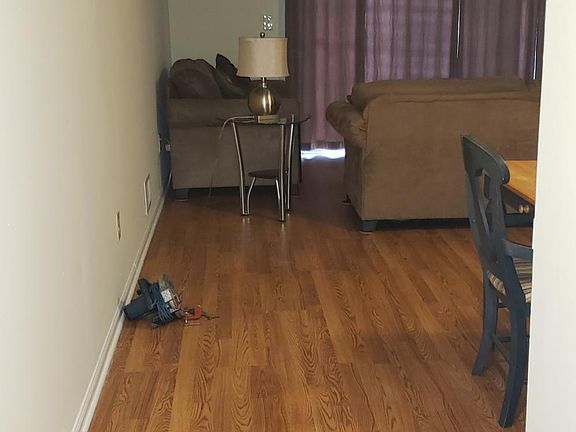 3rd image of 23 Sussex Pl #305