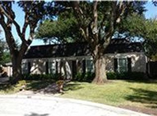 18107 Barbuda Ln, Houston, TX 77058