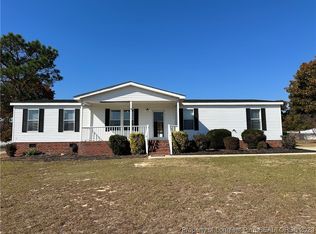 5040 Southmill Dr, Hope Mills, NC 28348