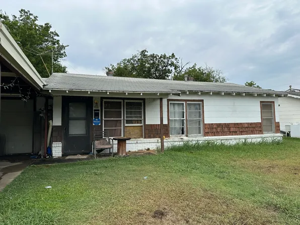 4417 McKibben St, Haltom City, TX 76117