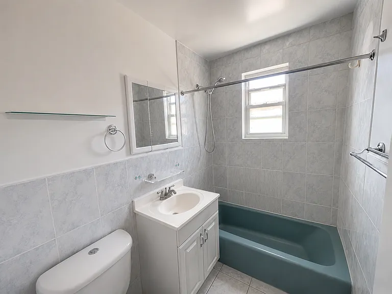 533 Soundview Ave #3 — Photo 11