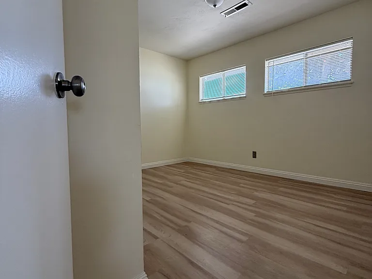 4831 Fiesta Ave #A — Photo 13