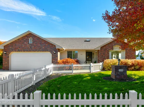 913 S 77th Ave, Yakima, WA 98908