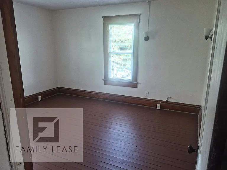 1701 Huron Ave — Photo 20