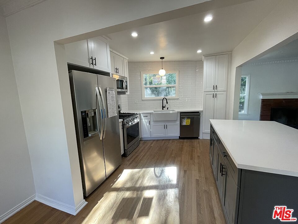 1st image of 2478 N Gower St