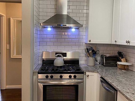 5th image of 211 Washington Dr #211