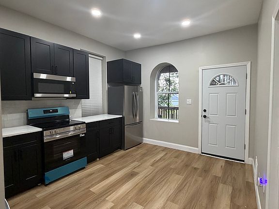 2nd image of 1824 S Harding Ave Unit 1
