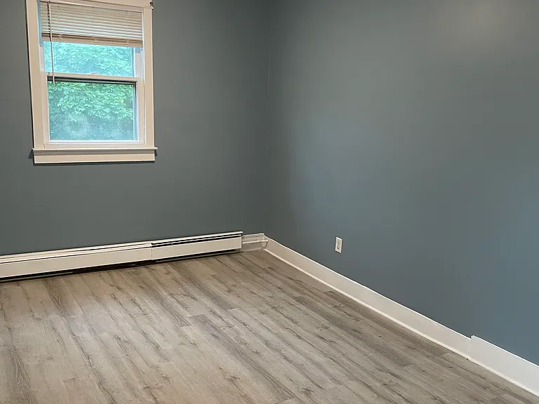 15 S Perry St #3 — Photo 5