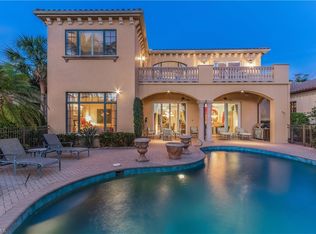 2841 Capistrano Way, Naples, FL 34105