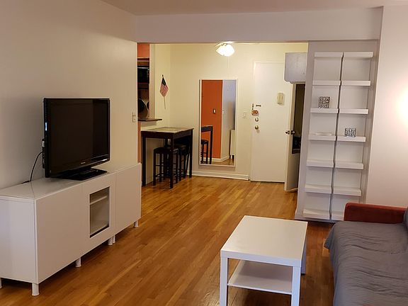 4th image of 100 Colfax Ave APT 3T