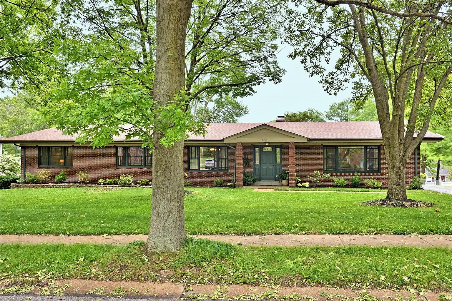 838 Lindeman Rd photo 1