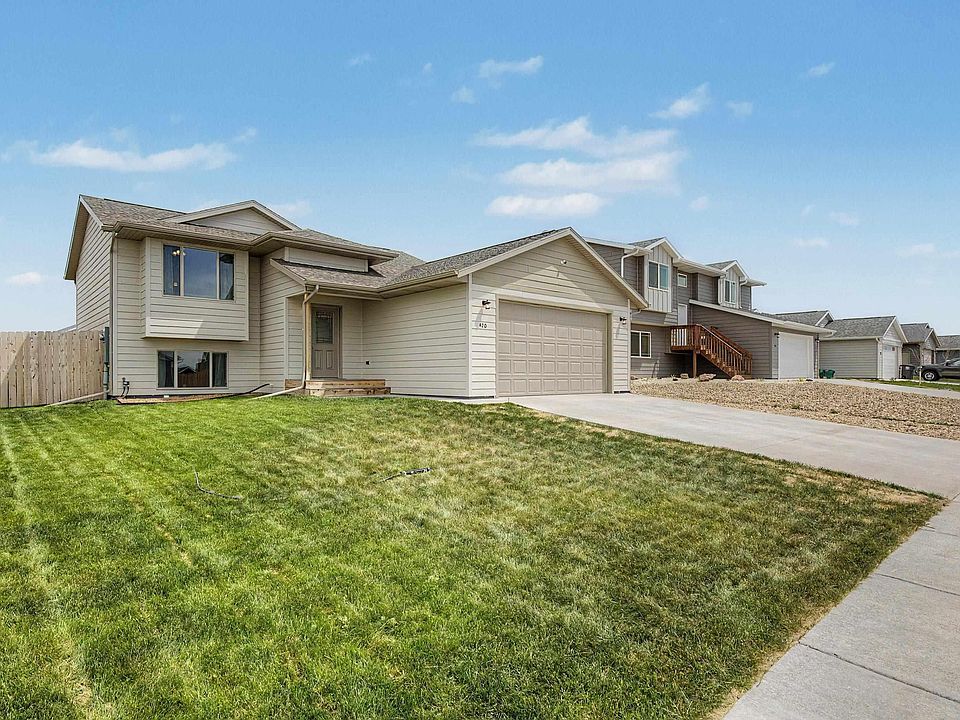 1st image of 420 Yelner Dr