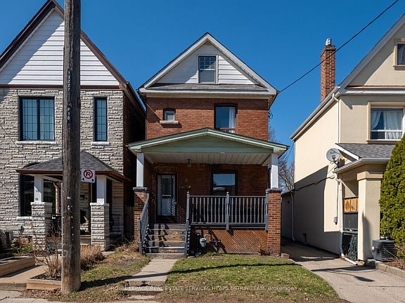 2nd image of 8 Morland Rd