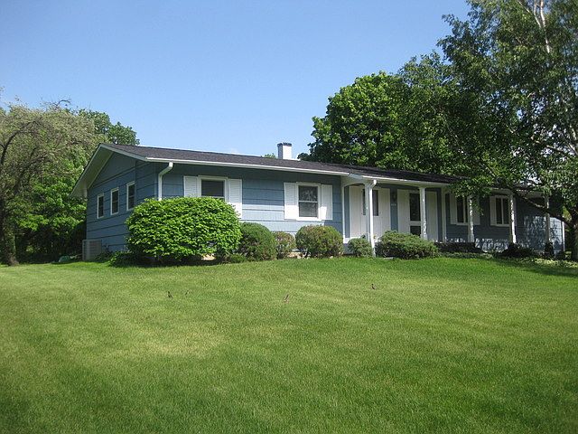 1st image of 4025 N Seeley Ave