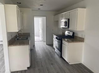 301 Meadow Ln, Denton, TX 76207