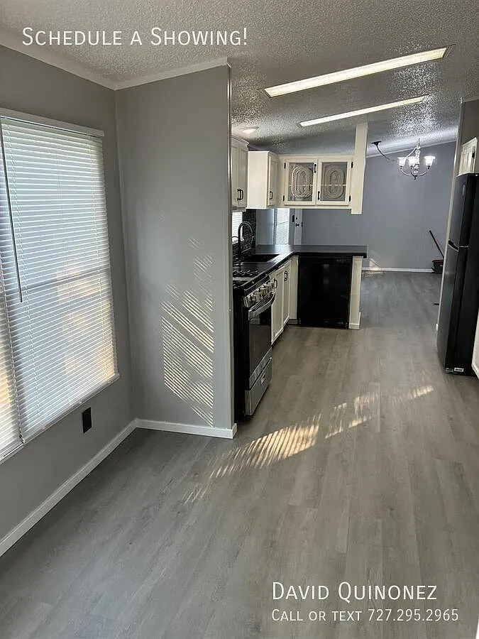 Sales Price $55,999 — Photo 2