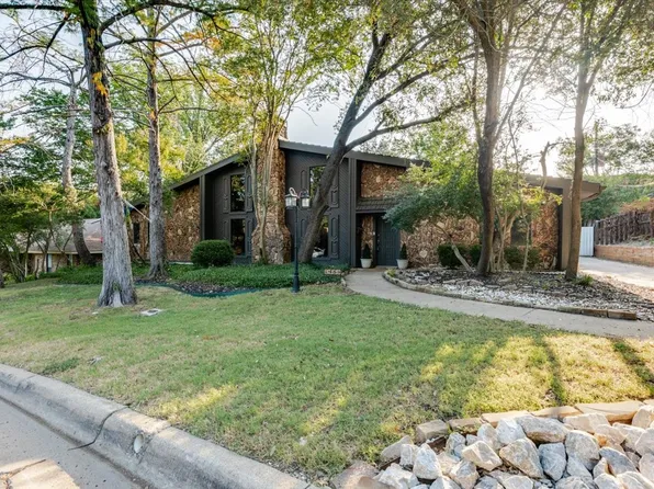 1459 Warrington Ct, Fort Worth, TX 76112